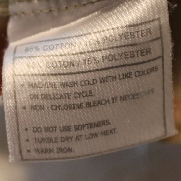 Ariat Men's Plaid Button Down Cotton/Polyester Blend Size Medium - Picture 3 of 16